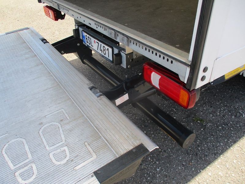 Iveco Daily 35C16, 2.3, HC, 8 palet - fotka 5 z 21