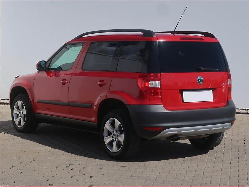 Škoda Yeti (2010) Ambition 1.2 TSI, Serv.kniha - fotka 4 z 16