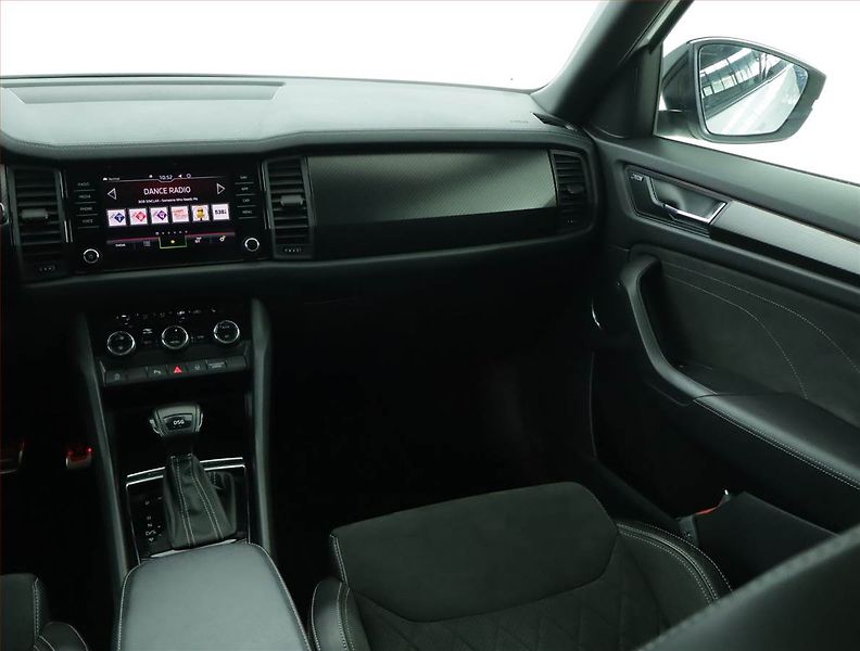 Škoda Kodiaq (2021) Sportline 1.5 TSI - fotka 8 z 19