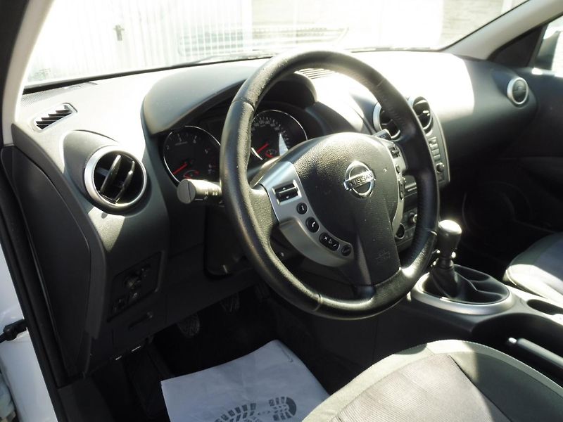 Nissan Qashqai 1.5DCi 110PS NAVI STK TOP STAV - fotka 113 z 189