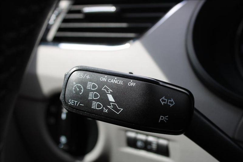 Škoda Octavia 1,4 TSi  1.maj., ČR, CNG, TOP - fotka 16 z 25