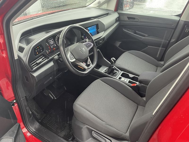 Volkswagen Caddy (2024) 1.5TSI 84kW - fotka 8 z 21