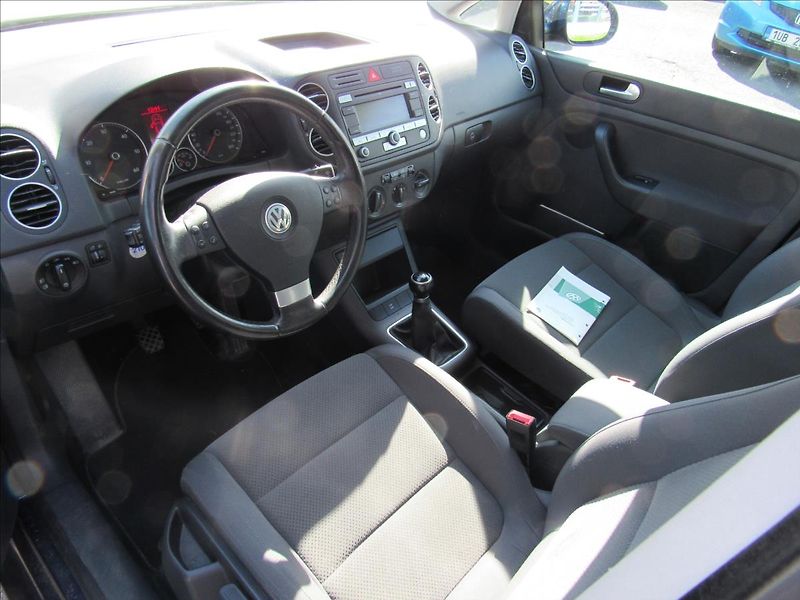 Volkswagen Golf Plus 1,9 TDI 77kW Comfortline - fotka 9 z 31