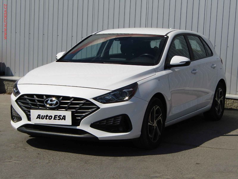 Hyundai i30 (2021) 1.5DPi, 2.maj,ČR, AC, ČR - fotka 3 z 18