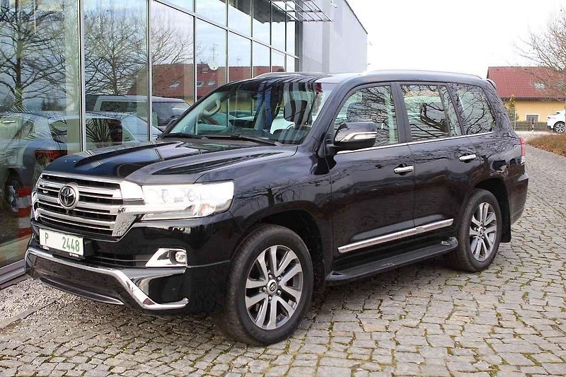 S šestkolovým Hiluxem jsme se mohli i projet