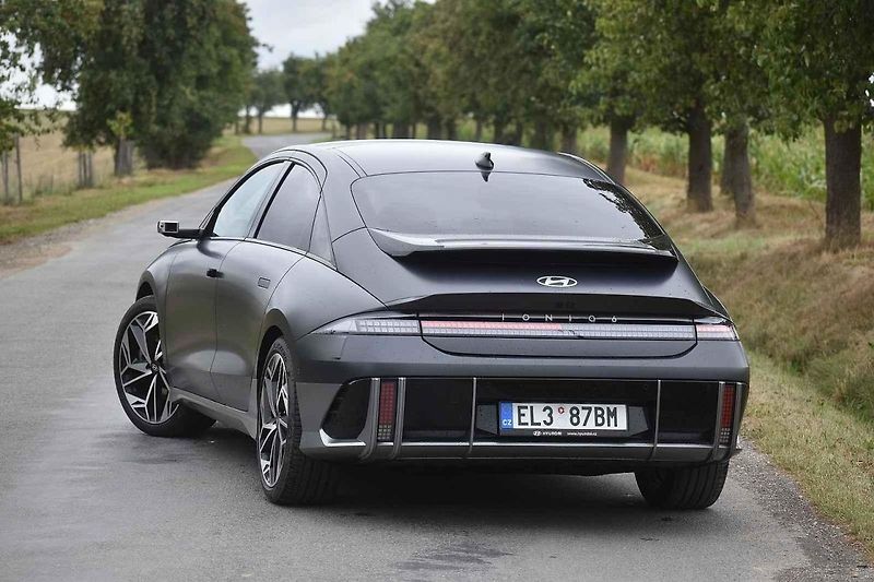 Každý model Hyundai nyní vypadá úplně jinak. Ioniq 6 je oblý