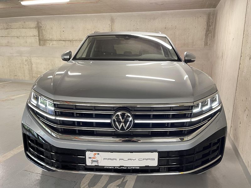 Volkswagen Touareg (2025) 3.0 TDI - Vzduch/Tažné/Matrix - fotka 2 z 30