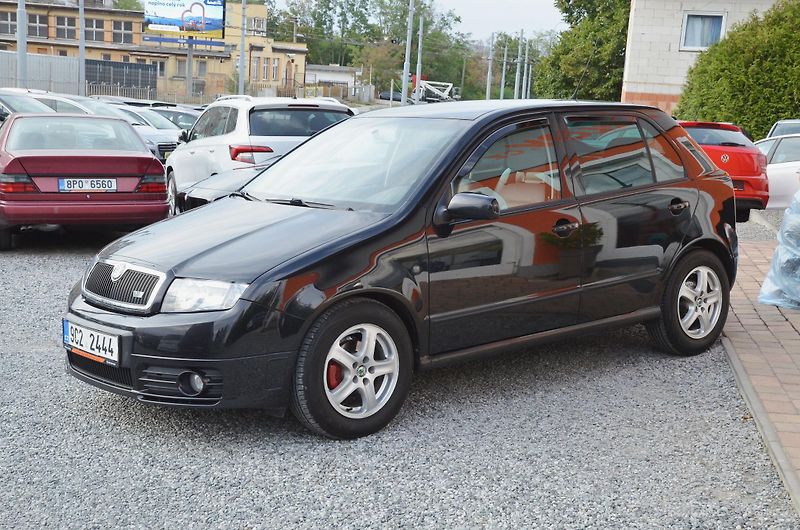 Škoda Fabia (2005) 1.9 TDi 74kW EDITION 100 - fotka 3 z 32