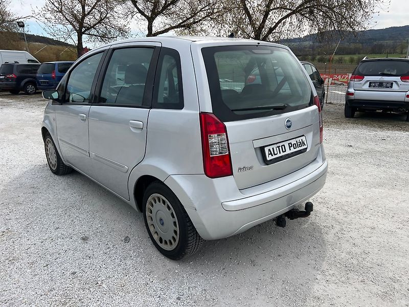 Fiat Idea 1.4 16V - fotka 9 z 15