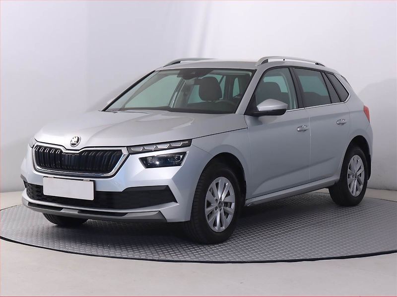 Škoda Kamiq (2022) Style 1.5 TSI - fotka 2 z 24