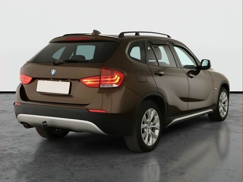 BMW X1 (2010) xDrive20d, 4X4, Automat, Kůže - fotka 4 z 14