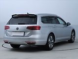 Volkswagen Passat (2017) Highline 1.4 GTE, Automat - náhled 4