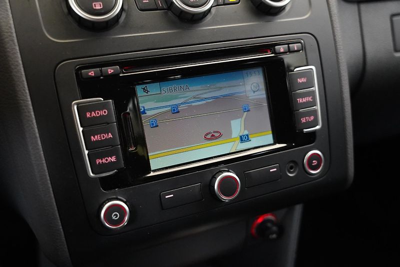 Volkswagen Touran - fotka 21 z 25