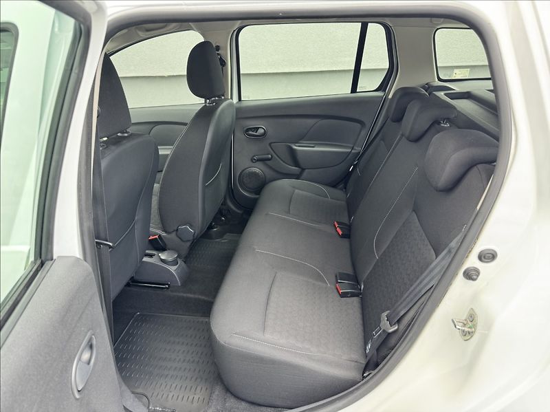 Dacia Logan 1,2 i 16V MCV KLIMA 1.maj ČR - fotka 19 z 50