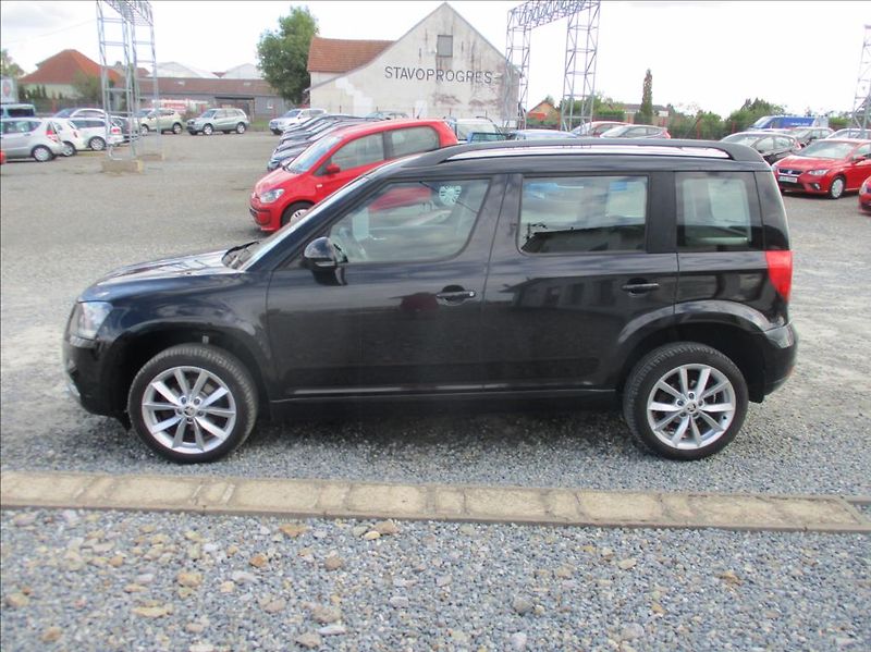 Škoda Yeti 1,2 TSI, klima, servis, tažné, - fotka 4 z 26