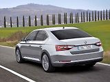 Škoda Superb.