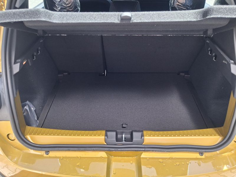 Dacia Sandero (2026) Stepway Extreme ECO-G 120 - fotka 30 z 37