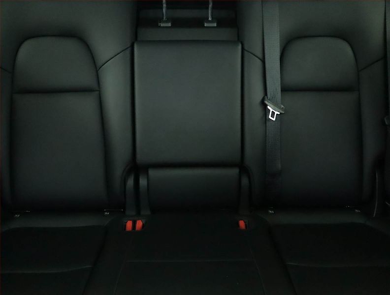 Tesla Model Y (2023) Long Range AWD 79kWh, SoH 92% - fotka 10 z 21