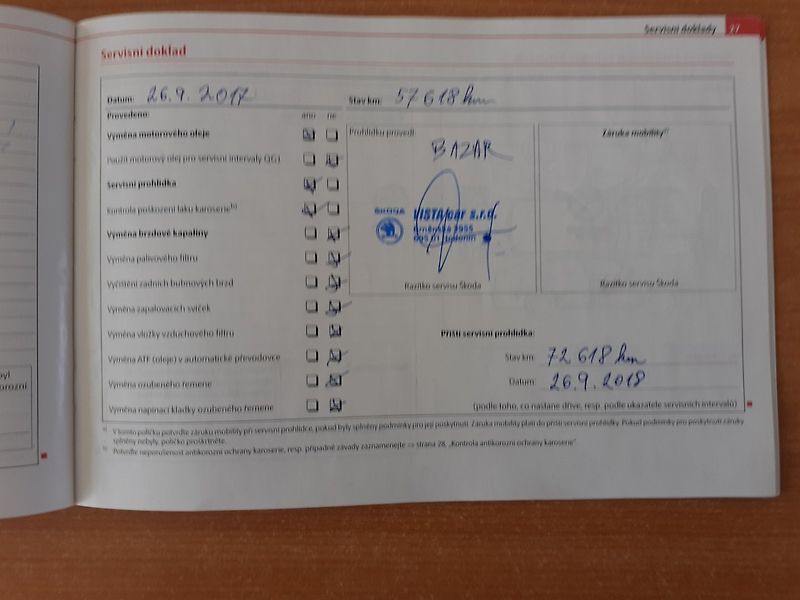 Škoda Fabia (2010) 1.2 TSi Kombi AMBIENTE - fotka 29 z 35