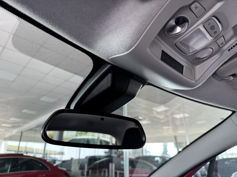 Citroën C3 1,2PT Shine*LED*Aut.Klima*DPH - fotka 18 z 32