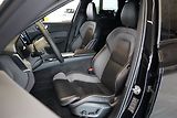 Volvo XC60 B5 Plus Black Edition, 360° - náhled 17
