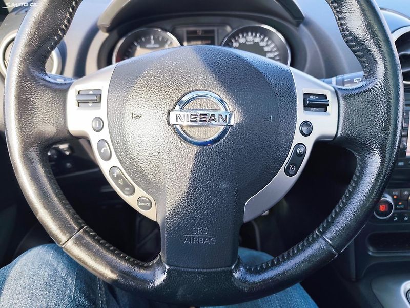 Nissan Qashqai (2012) - fotka 15 z 25