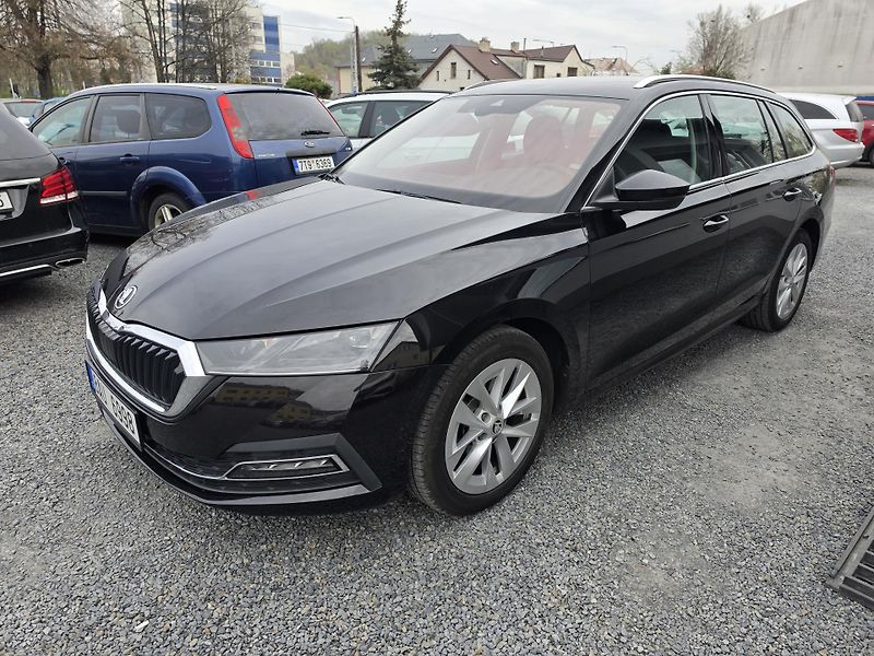 Škoda Octavia 2.0 TDI Style plus 4x4  - fotka 2 z 17