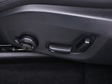 Volvo XC60 2,0 B5 173kW AWD Plus Dark CZ - náhled 15