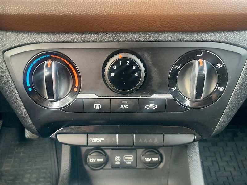 Hyundai i20 FC 1,2i 55kW - fotka 34 z 48