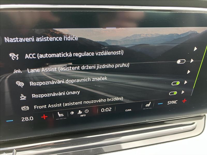 Škoda Octavia 2,0 WEBASTO,TAŽNÉ,MATRIX-BEAM - fotka 22 z 30