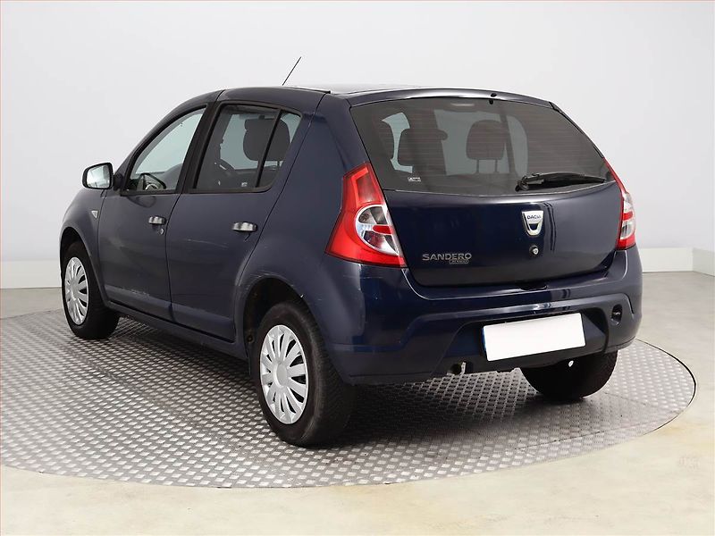 Dacia Sandero (2010) 1.6 MPI, dobrý stav - fotka 4 z 10