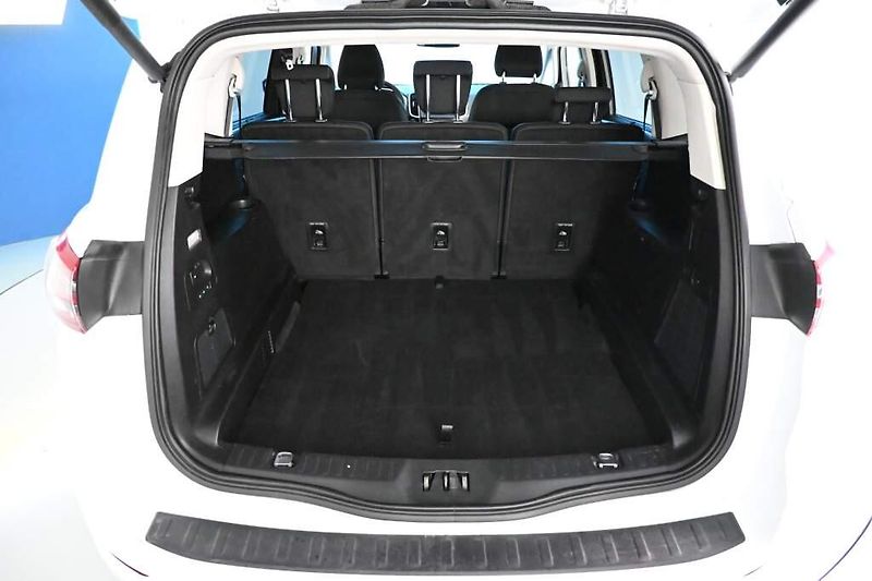 Ford S-MAX (2016) 2.0 132 KW Titanium LED Tažné - fotka 8 z 31