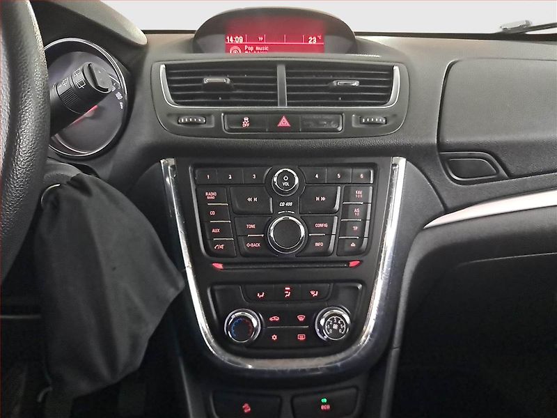 Opel Mokka (2014) 1.6, Tempomat, Park. senzory - fotka 12 z 17