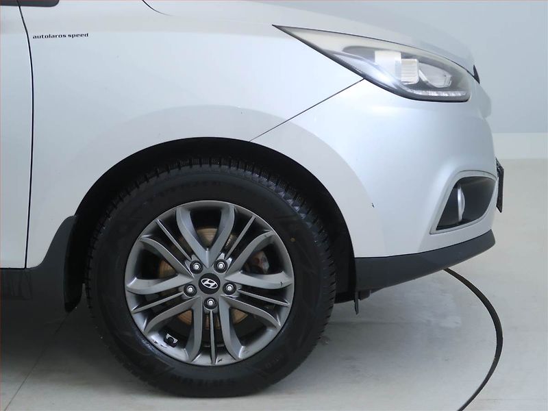 Hyundai ix35 (2014) 2.0 CRDi, 4X4, Kůže, Tempomat - fotka 14 z 18