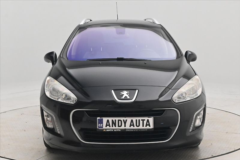 Peugeot 308 1,6 SW HDI 82 kW Panorama - fotka 2 z 29