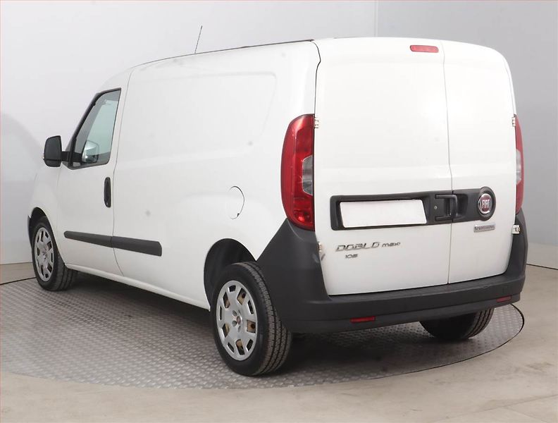 Fiat Dobló (2018) Maxi 1.6 MultiJet, ČR, 1Maj - fotka 4 z 15