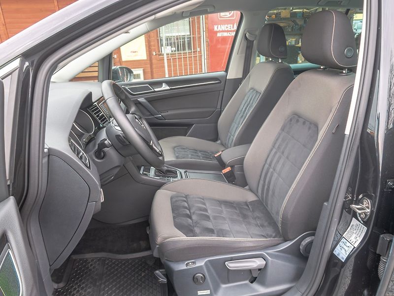 Volkswagen Golf Sportsvan (2017) 1.4TSI 110KW DSG – NAVI - fotka 14 z 50