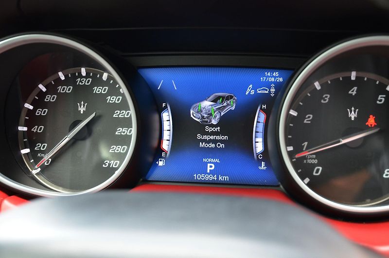 Maserati Levante (2018) 3.0 316kW SQ4 GranSport 106tkm - fotka 46 z 48