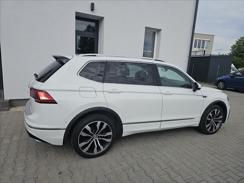 Volkswagen Tiguan Allspace 2,0TDi176KW R-Line Webasto - fotka 6 z 51