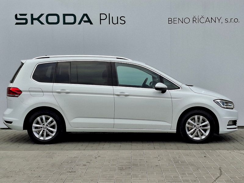 Volkswagen Touran (2017) HighLine DSG 2,0TDi 110kW - fotka 13 z 35