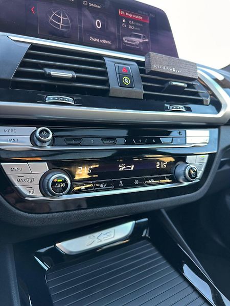 BMW X3 (2020) G01 SDRIVE 30i 2.0 TURBO 2020 - fotka 30 z 39