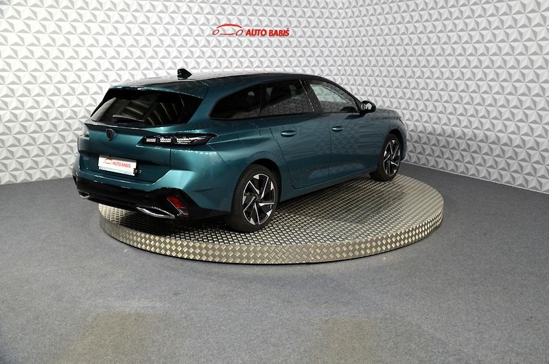 Peugeot 308 (2023) 1.2PT 130 Allure Pack AT - fotka 5 z 21