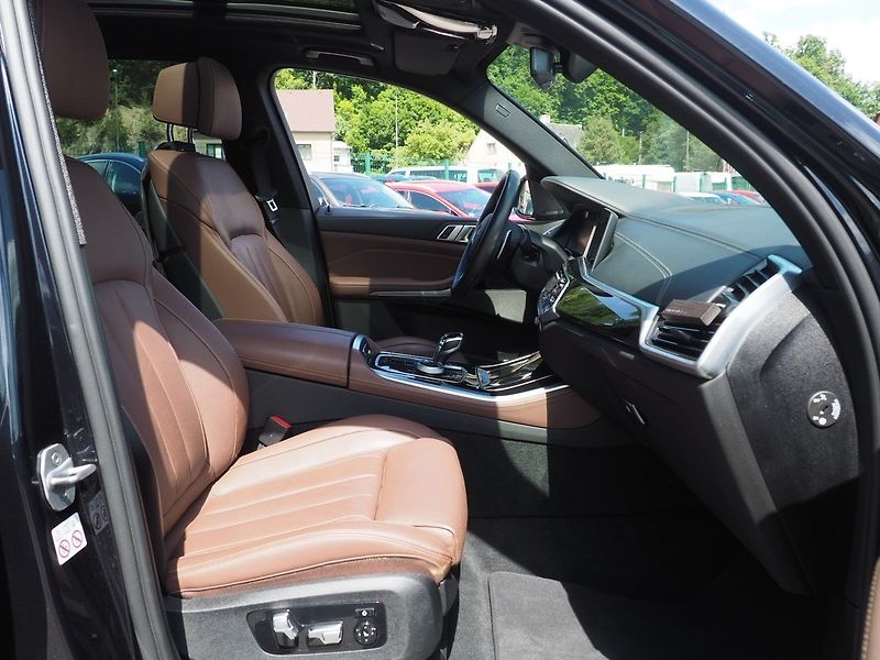 BMW X5 (2020) M50d, Laser, Individual - fotka 19 z 45