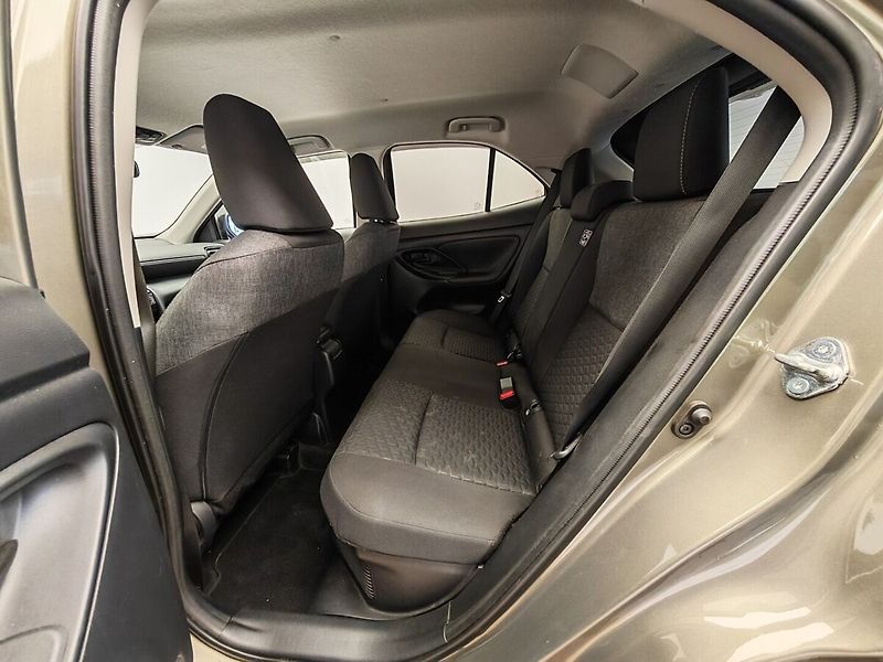Toyota Yaris Cross 1.5 Hybrid eCVT AWD Comfort - fotka 18 z 31