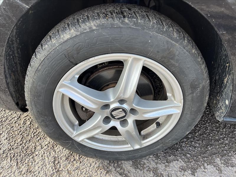 Seat Ibiza 1.2 TSi 63KW KLIMA SERVIS STK - fotka 34 z 34