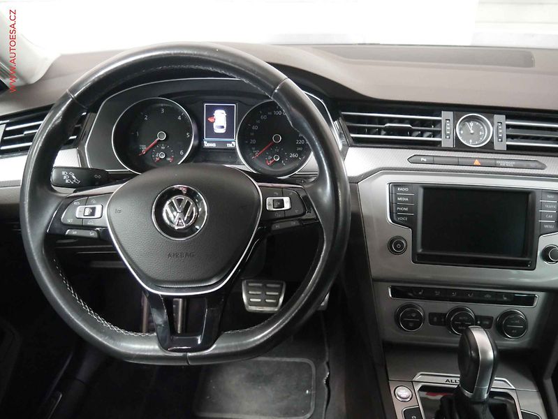 Volkswagen Passat (2016) 2.0TDi 4x4, ČR, Alltrack - fotka 13 z 24