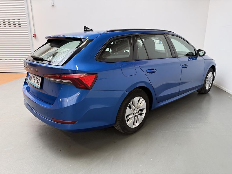 Škoda Octavia 2.0 TDI 85kW Ambition Combi - fotka 12 z 12