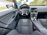 Volvo XC60 D4 AWD MOMENTUM - náhled 17