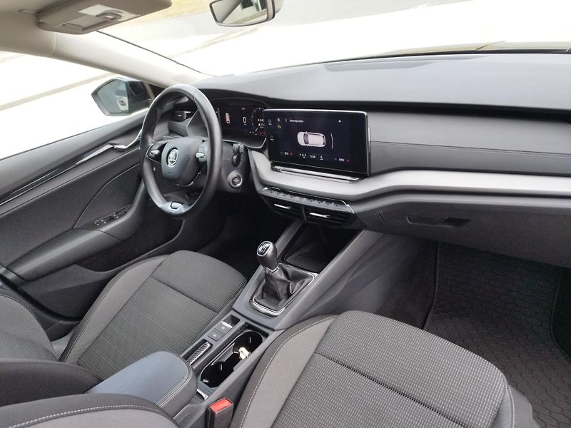 Škoda Octavia (2021) IV,1.0TSI,volat-608 081 843 - fotka 15 z 22