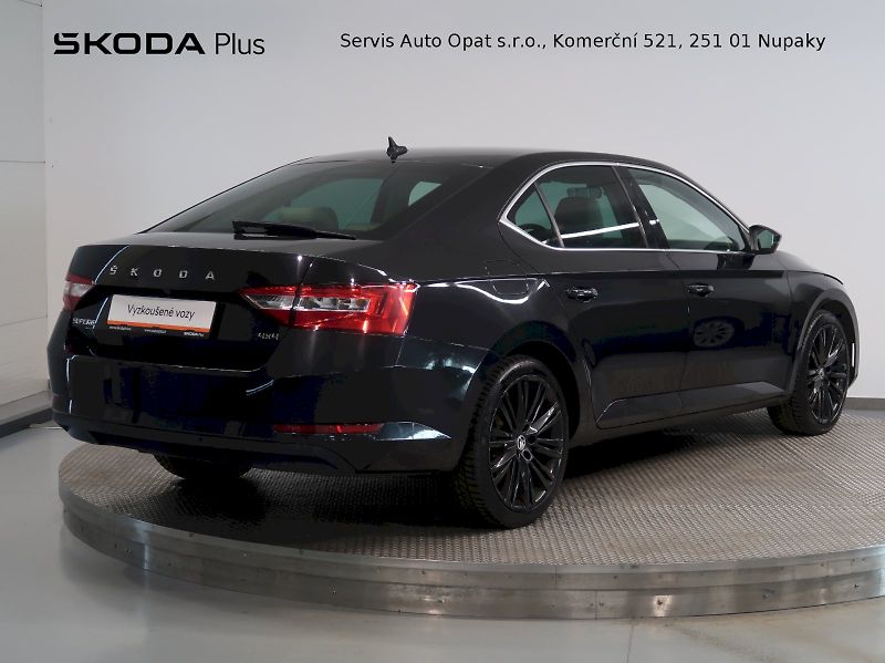 Škoda Superb (2022) STYLE 2.0TDI 147KW 4x4 DSG - fotka 2 z 41